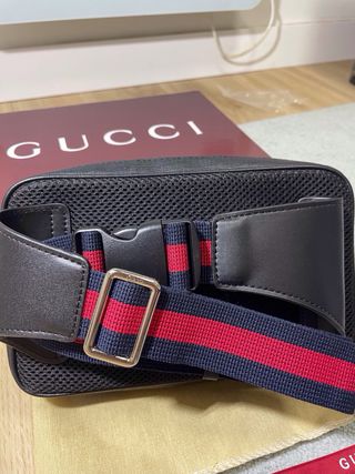 Riñonera Gucci Negra
