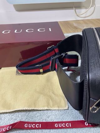 Riñonera Gucci Negra