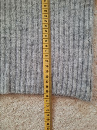 Jersey cropped gris Stradivarius