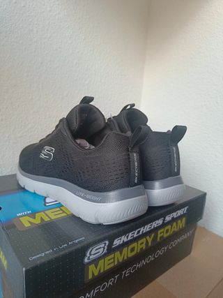Skechers Summits Negro Talla 40