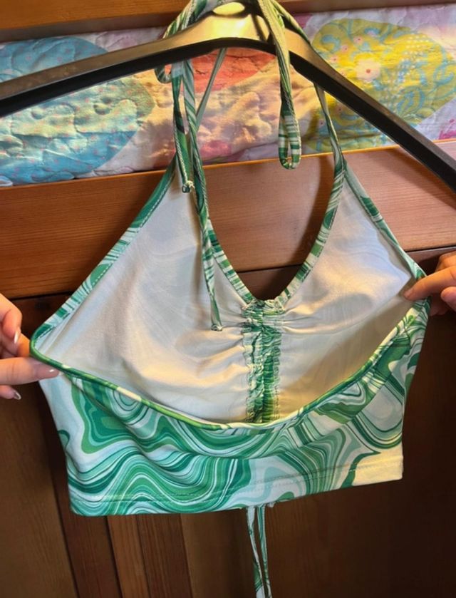 Top verde SHEIN talla S