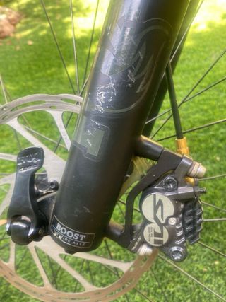 Santa Cruz Megatower C talla M Saint