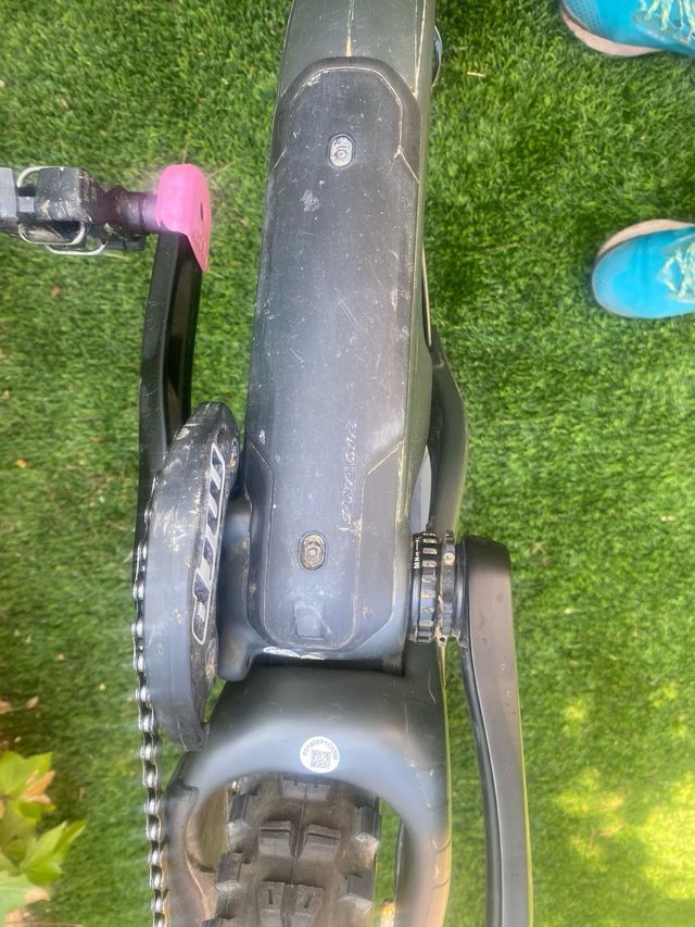 Santa Cruz Megatower C talla M Saint