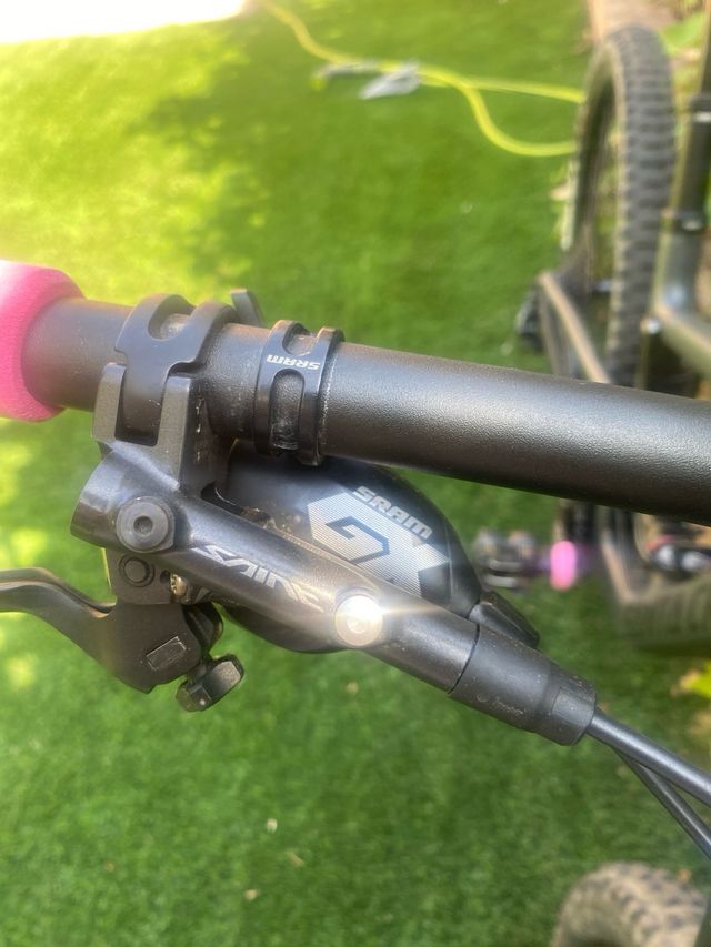 Santa Cruz Megatower C talla M Saint