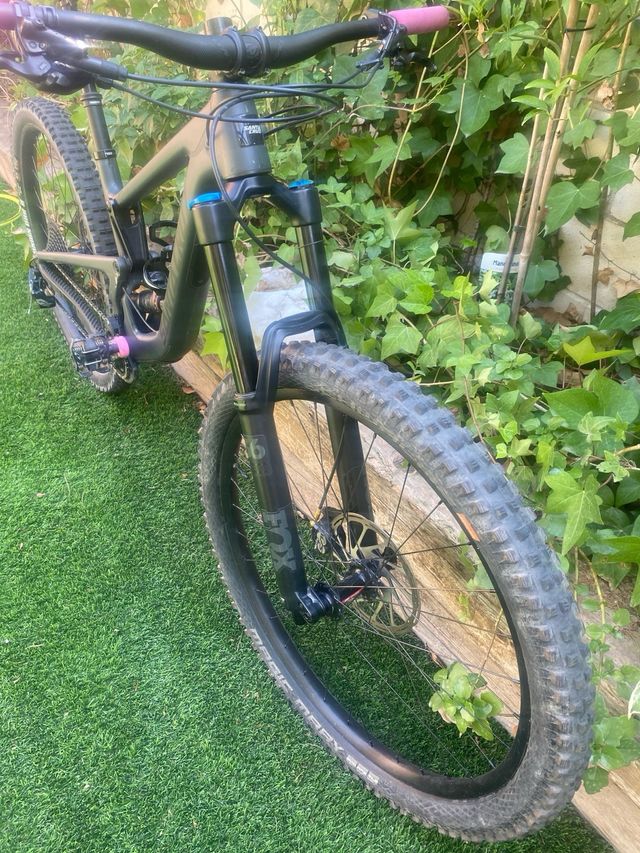 Santa Cruz Megatower C talla M Saint