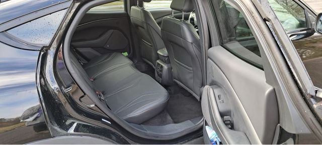 Ford Mustang Mach E Rango Extendido 99 kw