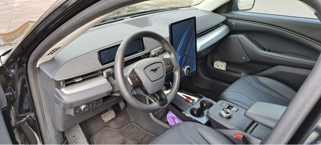 Ford Mustang Mach E Rango Extendido 99 kw