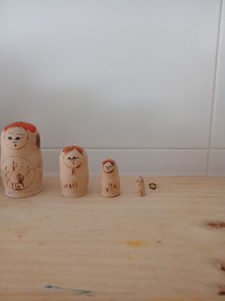 Matrioske russe in legno - 6 misure