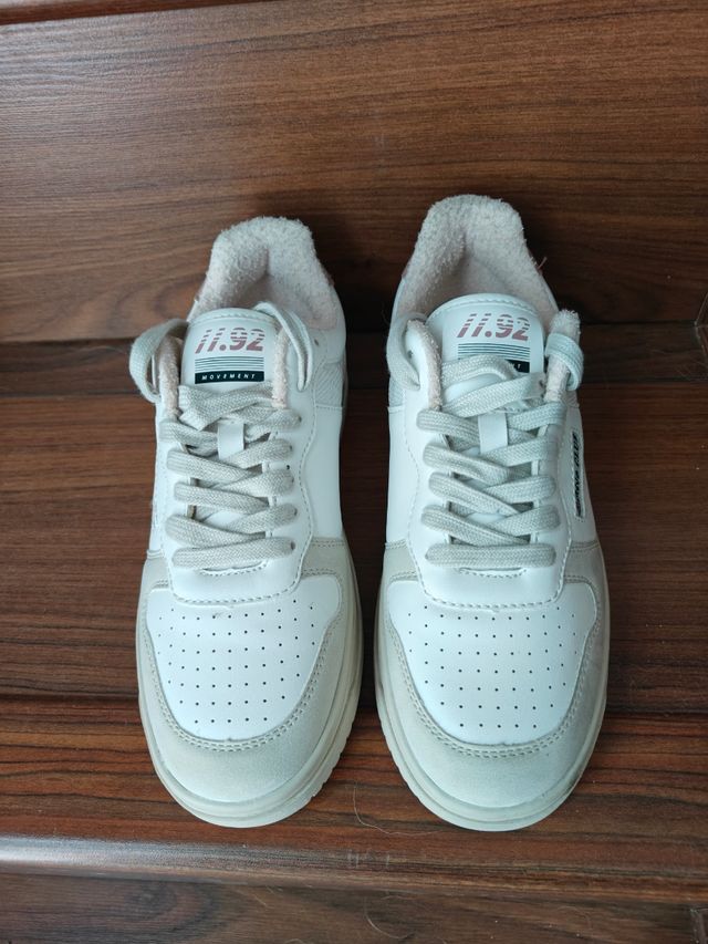 Zapatillas Active Club Beige y Blancas