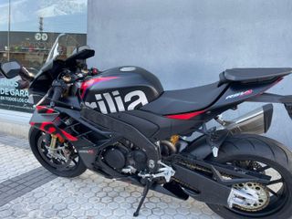 DASMOTO VENDE APRILIA RSV4 FACTORY 2024 (6200 KMS)