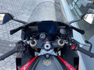 DASMOTO VENDE APRILIA RSV4 FACTORY 2024 (6200 KMS)