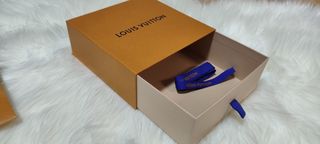 Caja y Bolsa Louis Vuitton 