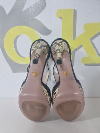Zapatos Prada Sandalias de tacón 09140
