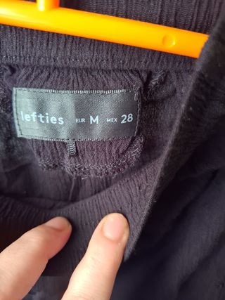 Falda pantalón negra tobillera con abertura