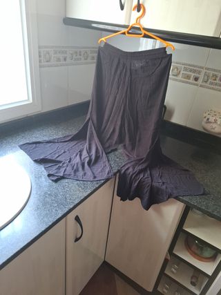 Falda pantalón negra tobillera con abertura