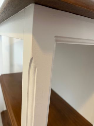 Estantería de madera firme