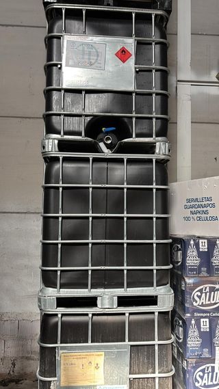 Depósitos 1000L IBC con jaula metálica