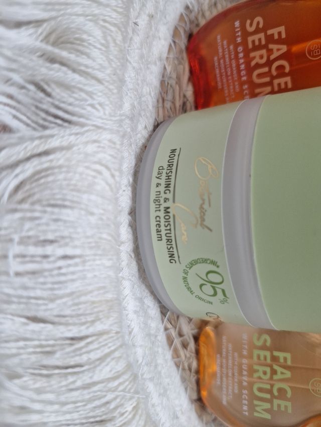 Crema viso e sieri viso