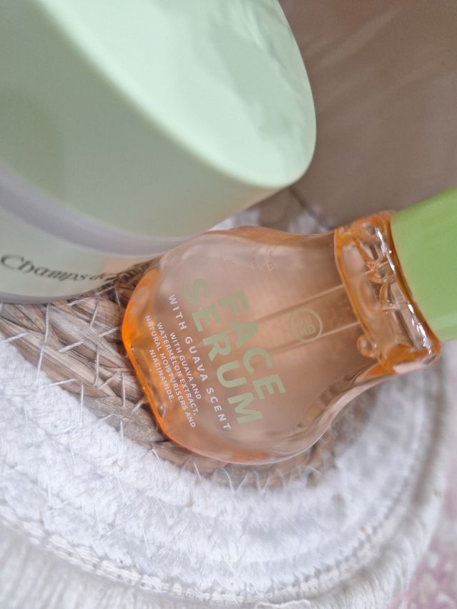 Crema viso e sieri viso