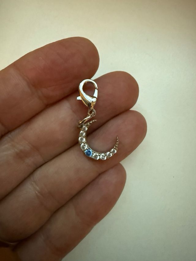 Charm Luna con Zirconi Blu e Argento