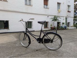 Bicicleta infantil negra