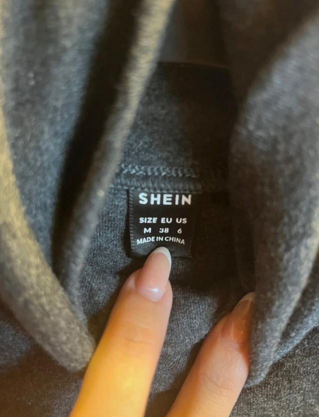 SHEIN Jersey manga larga cuello alto gris