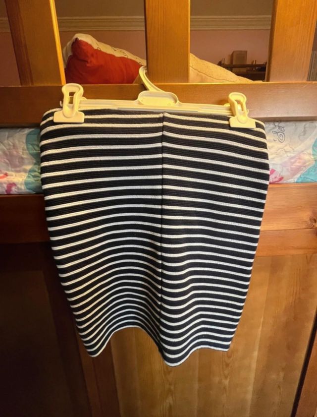 Falda Bershka rayas mujer Talla S