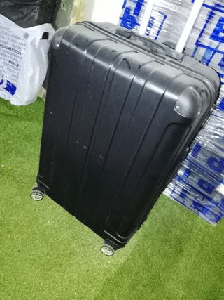 Maleta de viaje negra
