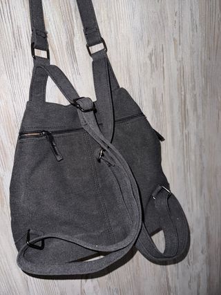 Mochila gris