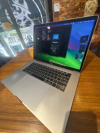 MacBook Pro 15 2019 Intel Core i7