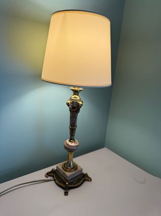 Lámparas de mesa antigua dorada
