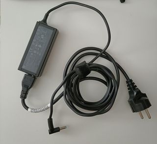 Portátil HP blanco y Negro