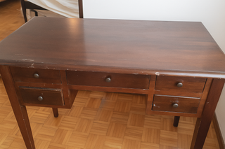 Scrivania in legno 106x56