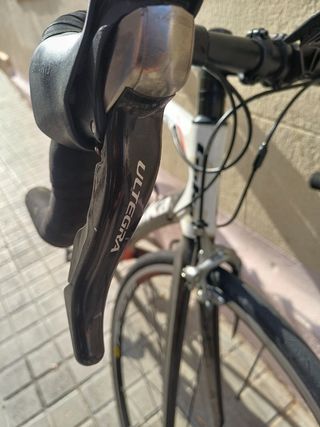 Bicicleta de carretera Shimano Ultegra