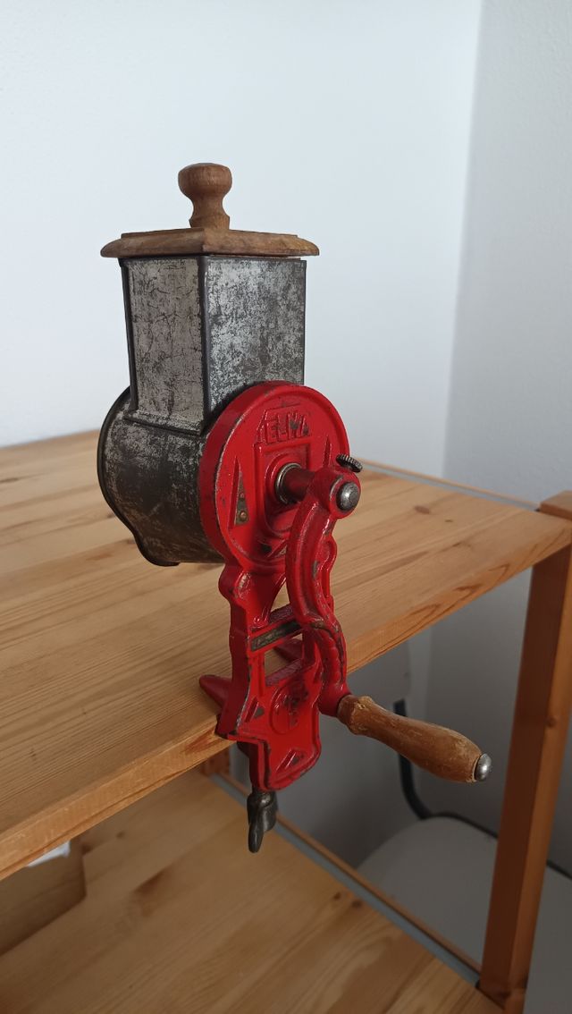 RAYADOR DE PAN ANTIGUO ELMA VINTAGE