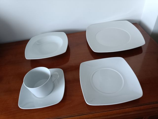 Vajilla Porcelana Blanca 18 Servicios.