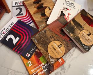 Libros de 2º de Bachillerato del Instituto Enrique