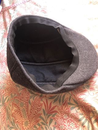 Gorra de hombre gris