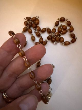 Rosario legno marrone con croce strass