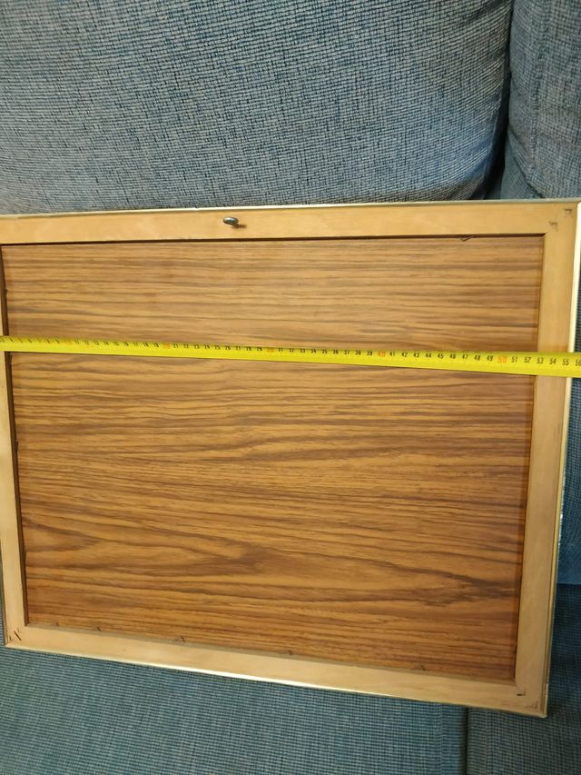 Quadro incorniciato «Fiori, lago, casa nel bosco»