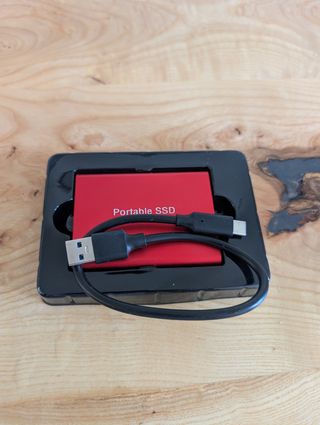 SSD Externo Portátil Rojo 1TB