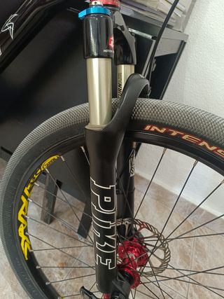 Bicicleta Santa Cruz Jackal 3