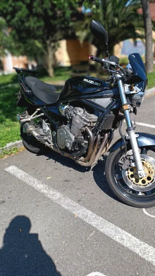 Suzuki Bandit 600c.c. 2003 A2 Limitada