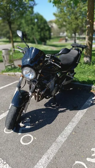 Suzuki Bandit 600c.c. 2003 A2 Limitada