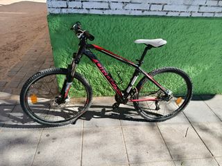 Vendo  bicicleta precio de regalo en buen estado 
