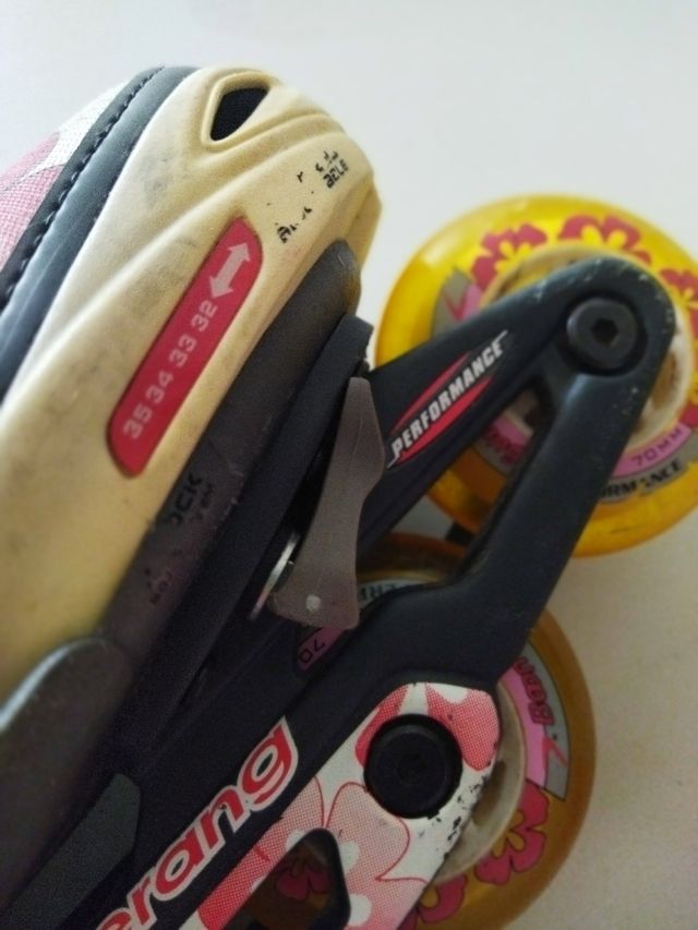 Patines en línea con bolsa floral