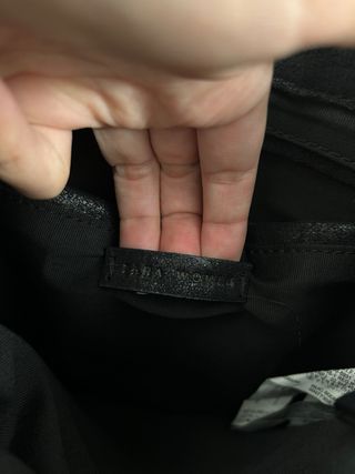 Bolso Zara Negro Cadena Plateada