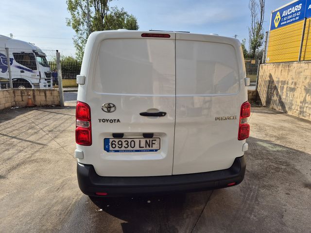 Toyota Proace 1.5D MWB Business de 102cv año 03/21