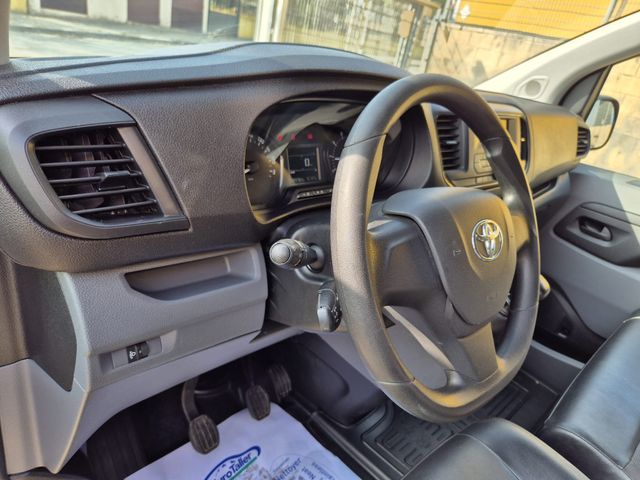 Toyota Proace 1.5D MWB Business de 102cv año 03/21