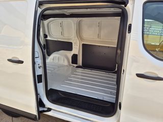 Toyota Proace 1.5D MWB Business de 102cv año 03/21